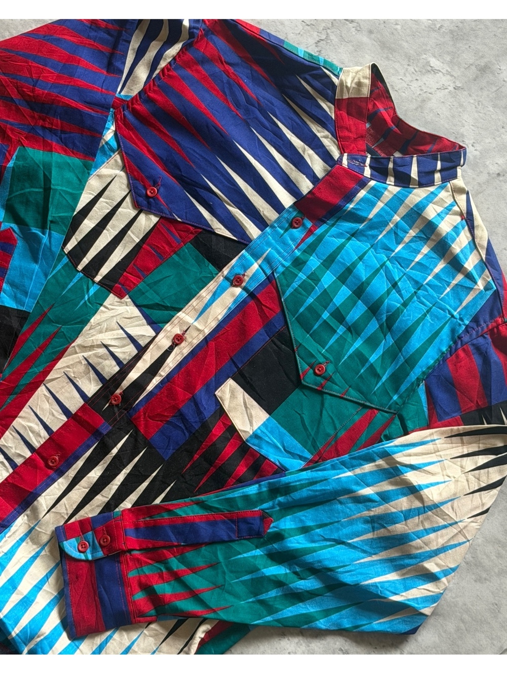 VINTAGE 1980’s WRANGLER Geometric Aztec Southwest Style Sz L